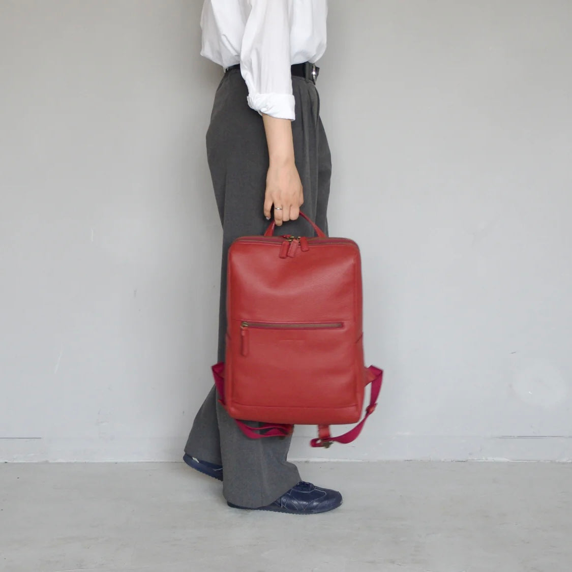 sicure（マットカラー）本革バックパック