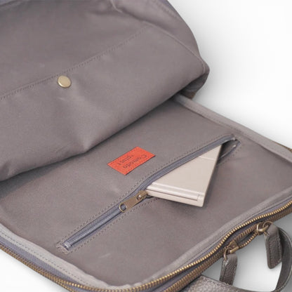 sicure（マットカラー）本革バックパック