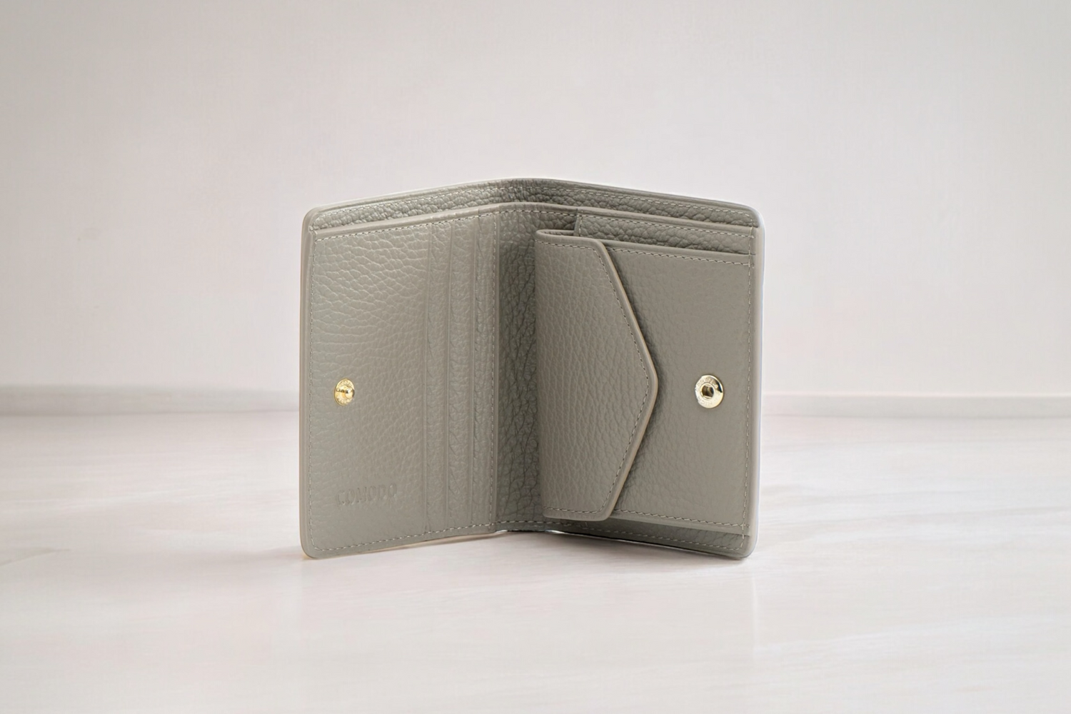fluffy wallet