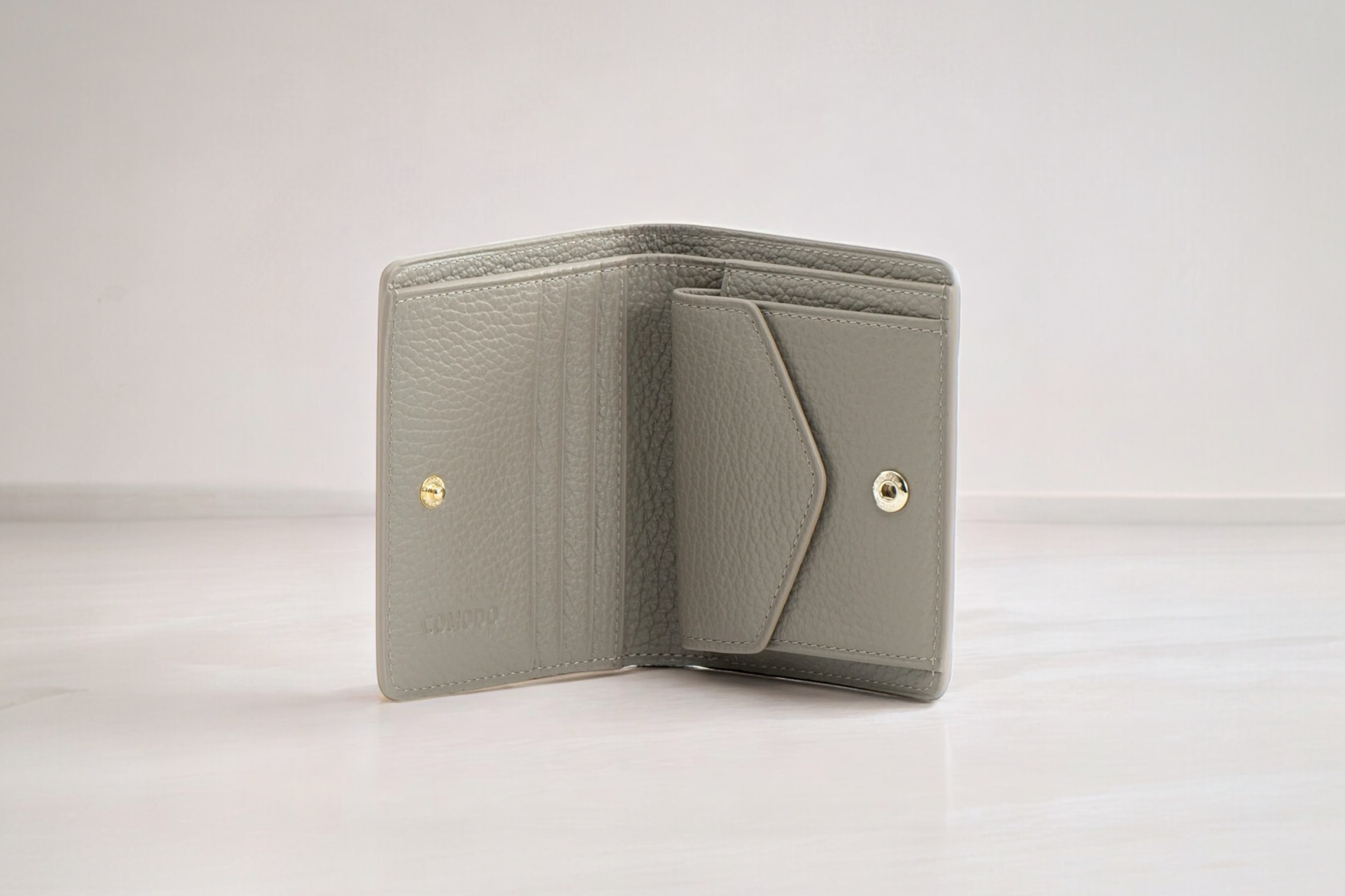 fluffy wallet