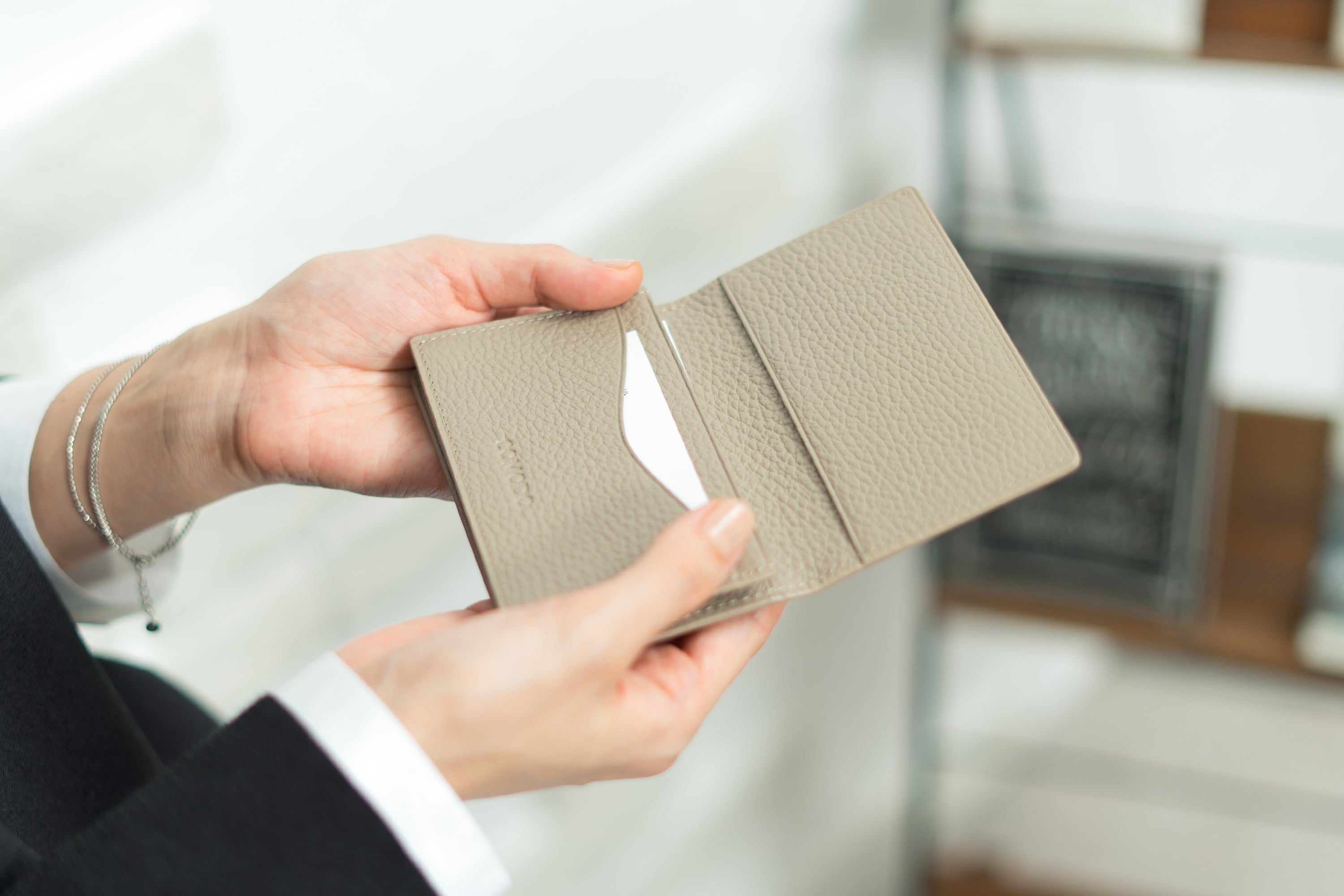 folded cardholder – COMODO