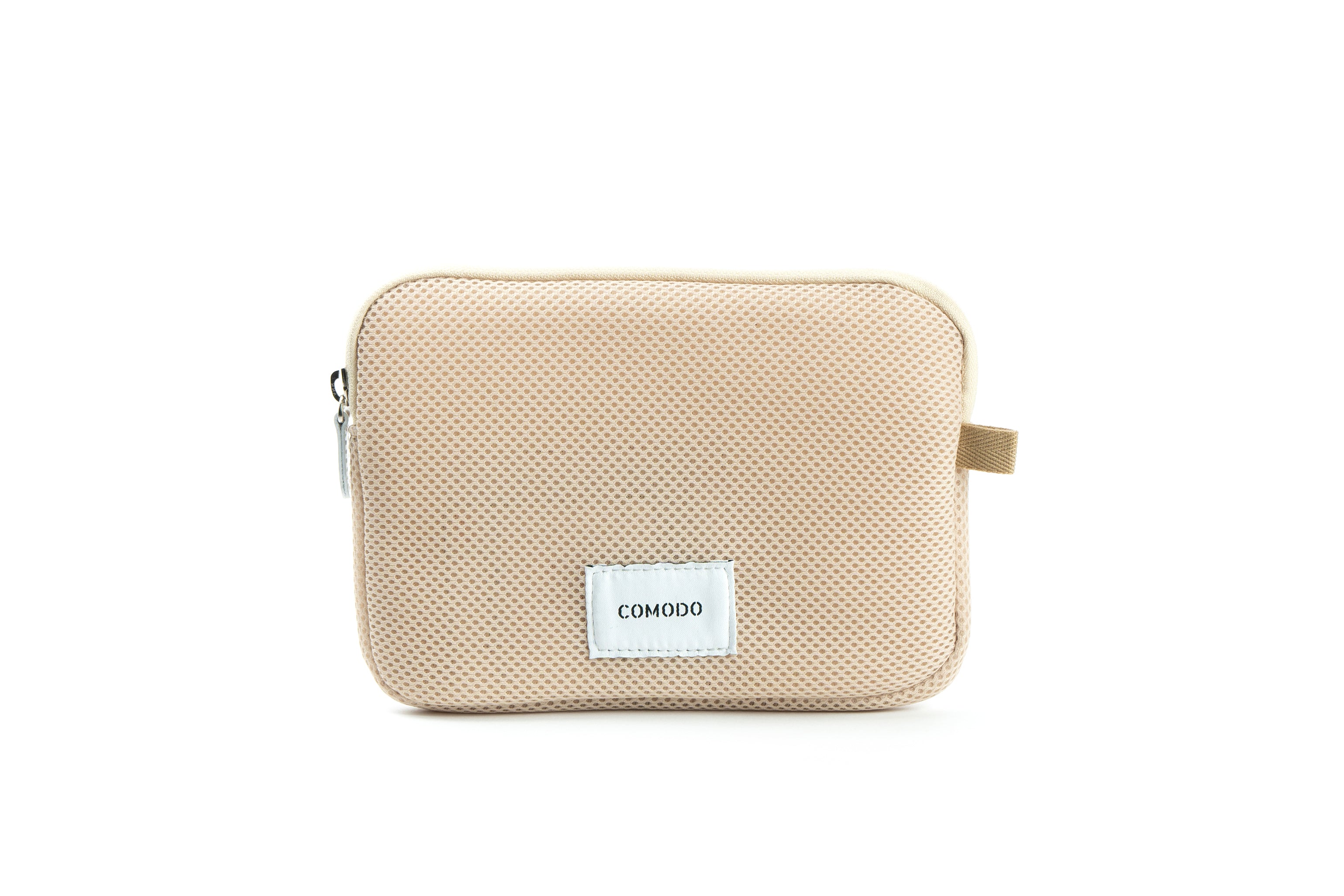 メッシュ素材の小物入れ mesh pouch (front logo) – COMODO