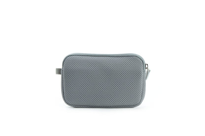 mesh pouch (front logo)